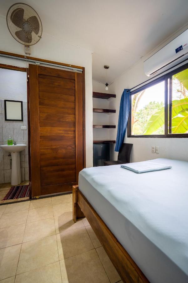 Pura Vida Mini Hostel Santa Teresa Playa Santa Teresa  Экстерьер фото